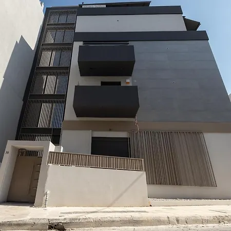 Icarus Apartment *